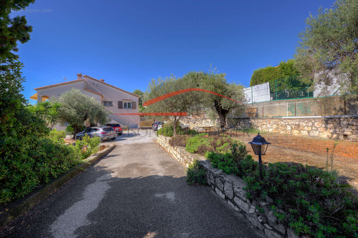 Maison à CAGNES-SUR-MER