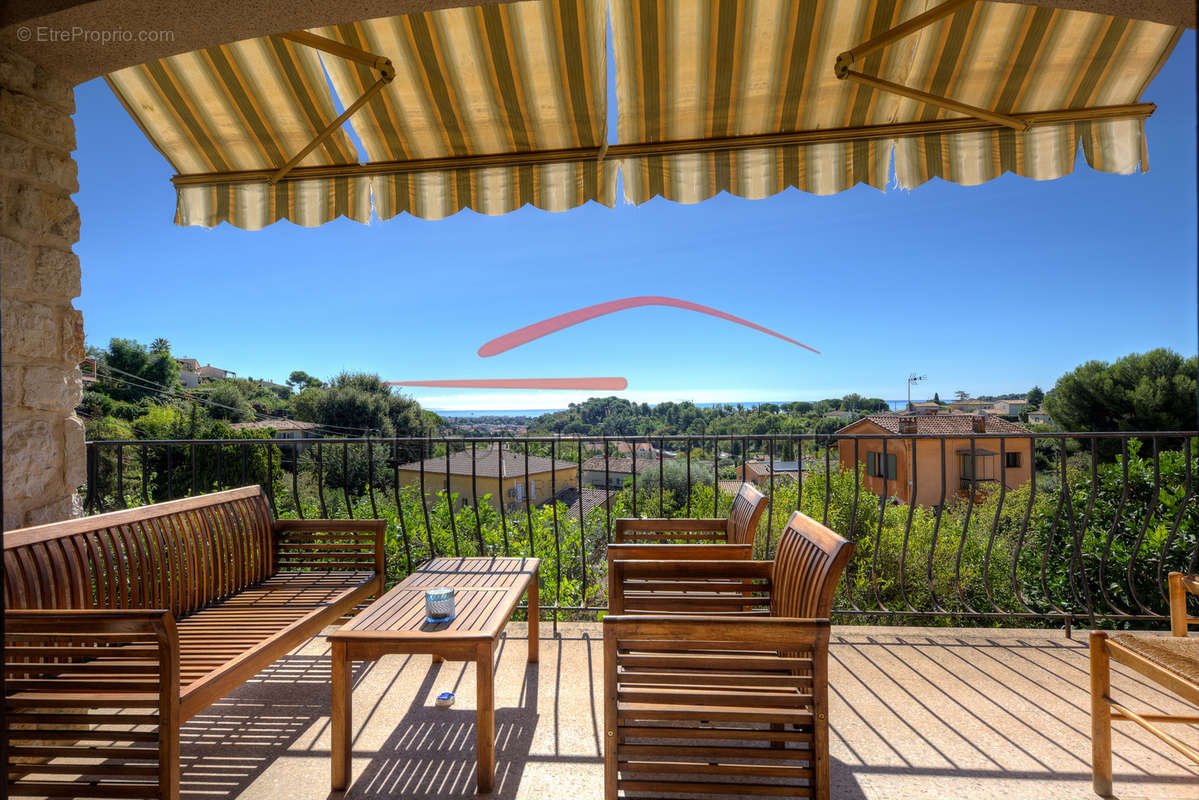 Maison à CAGNES-SUR-MER