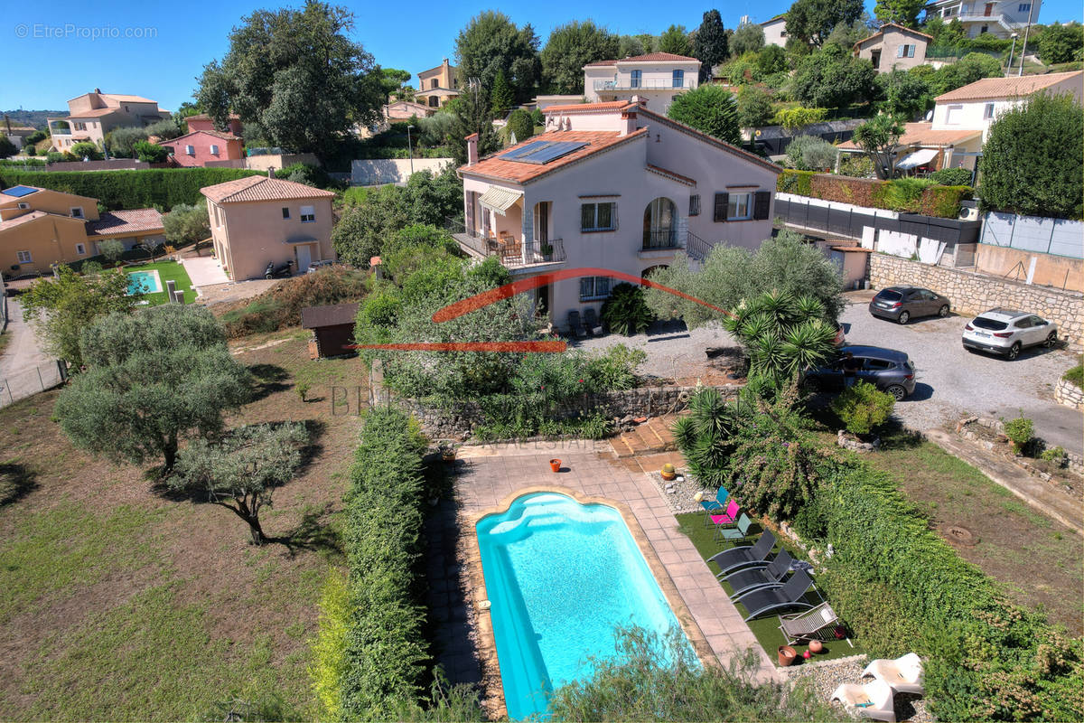 Maison à CAGNES-SUR-MER