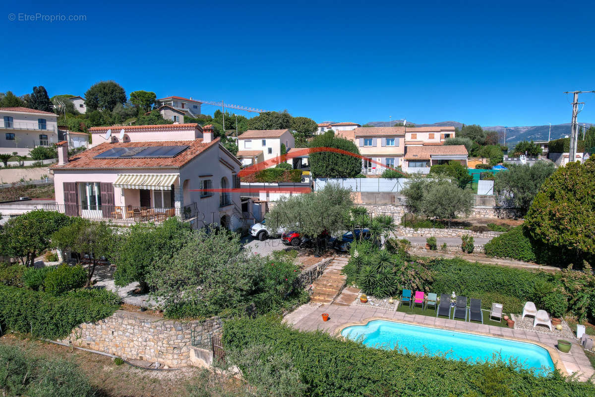 Maison à CAGNES-SUR-MER