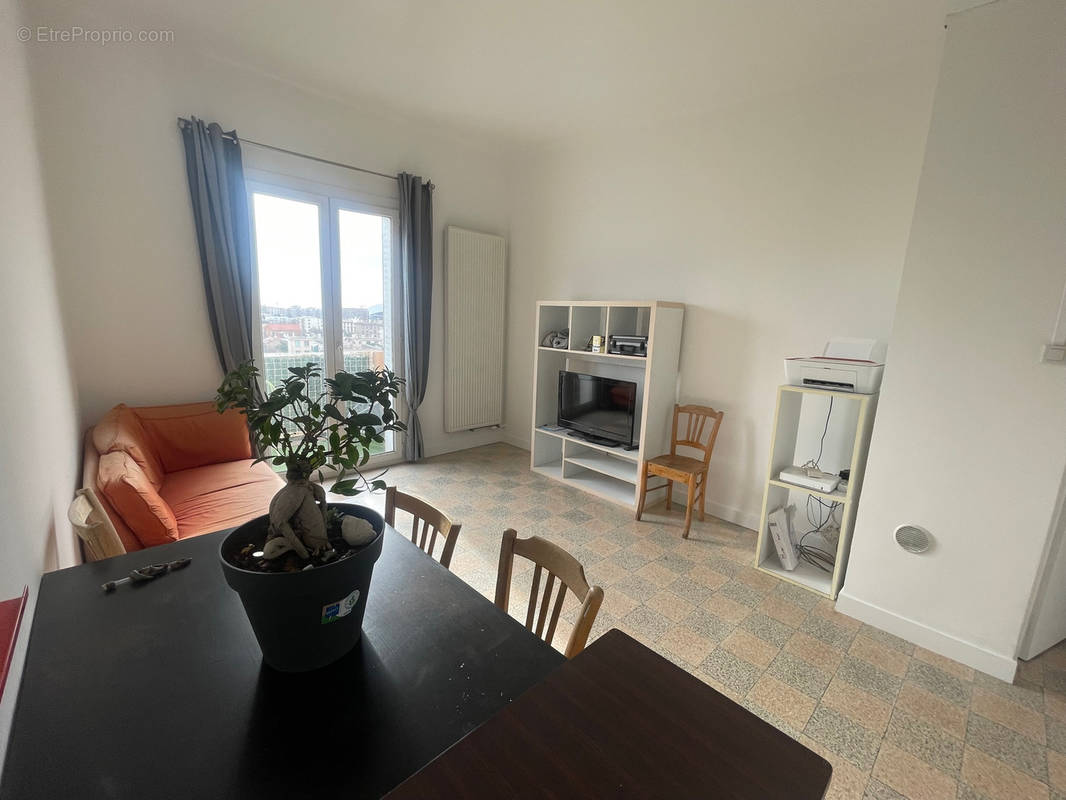 Appartement à MARSEILLE-10E