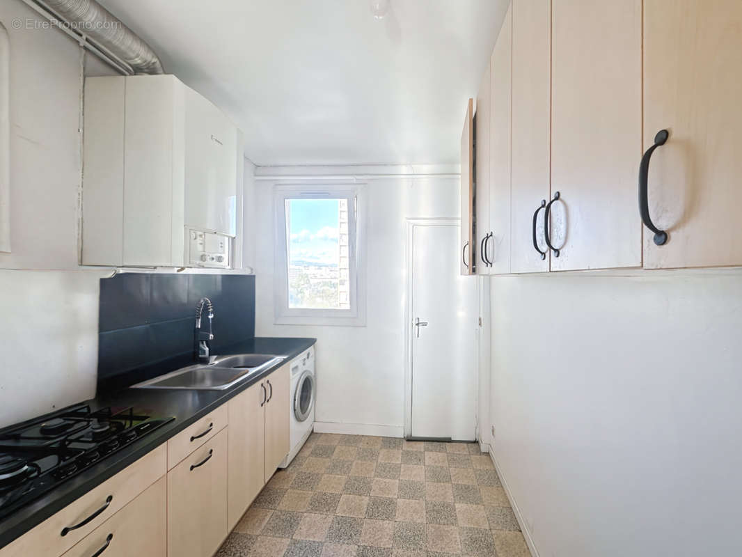 Appartement à MARSEILLE-10E