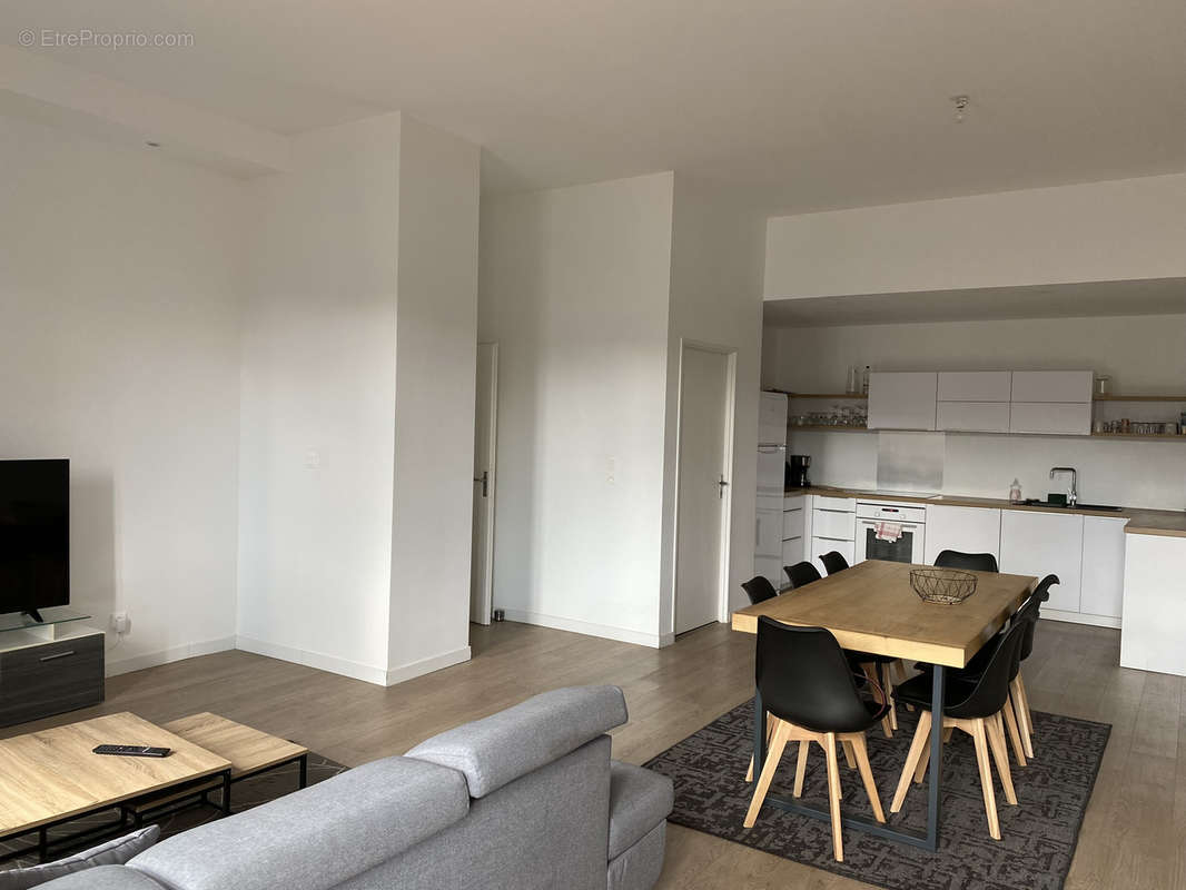 Appartement à SAINT-ETIENNE