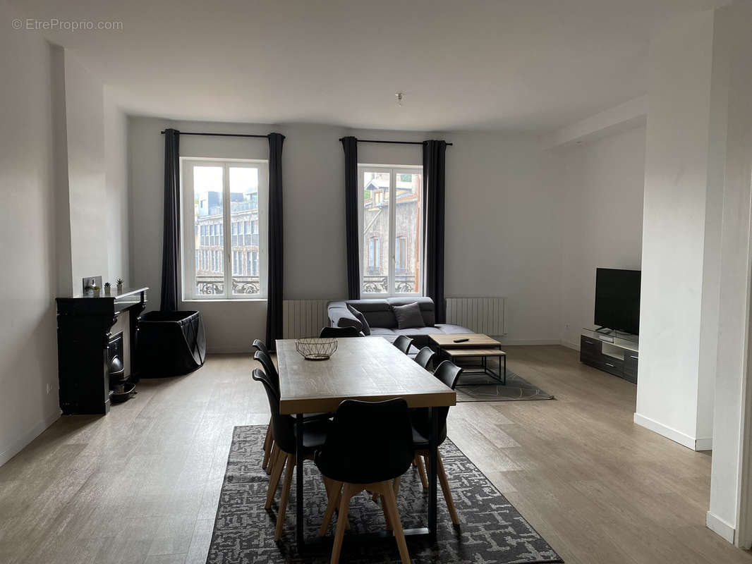 Appartement à SAINT-ETIENNE