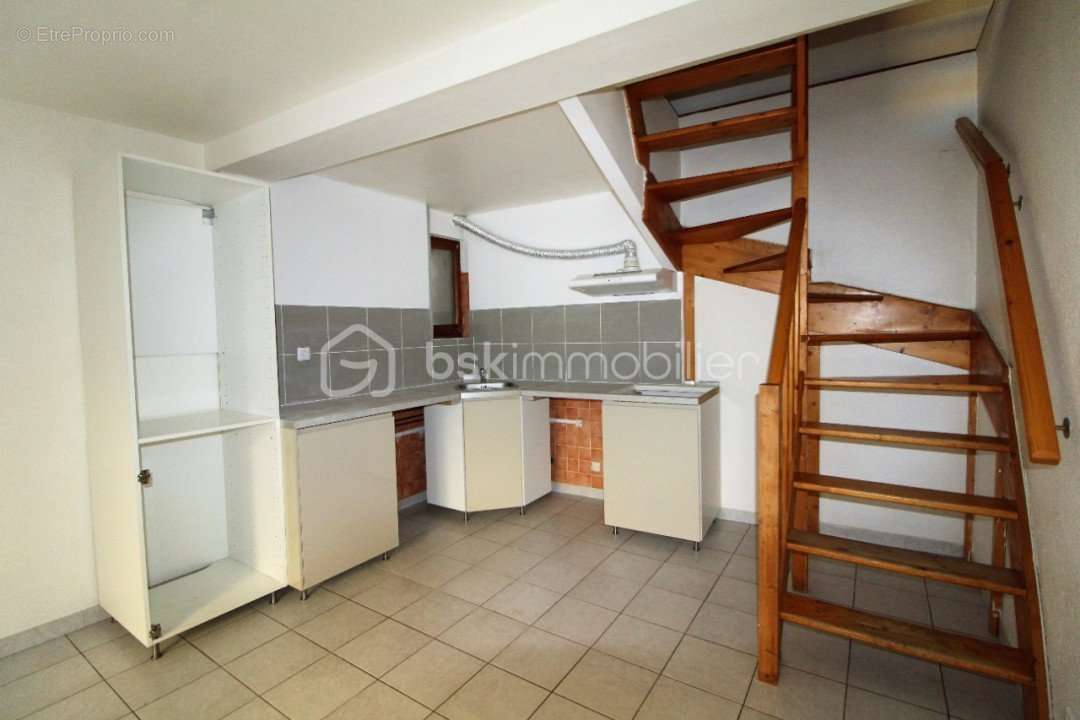 Appartement à FLORENSAC