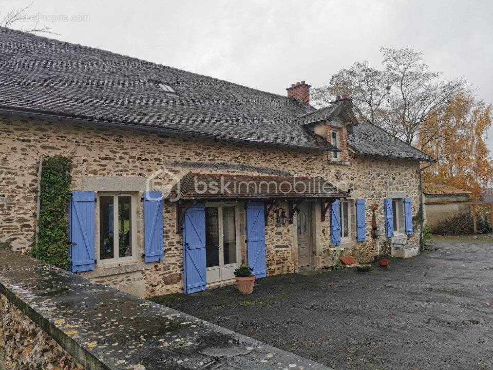 Maison à BUSSIERE-GALANT