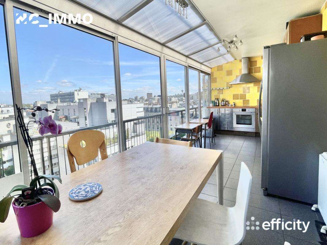 Appartement à PARIS-19E