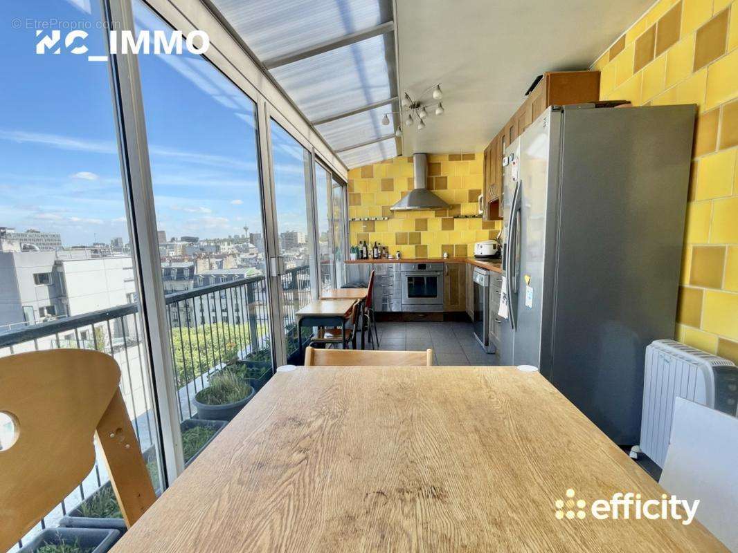 Appartement à PARIS-19E