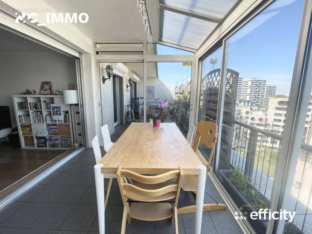 Appartement à PARIS-19E