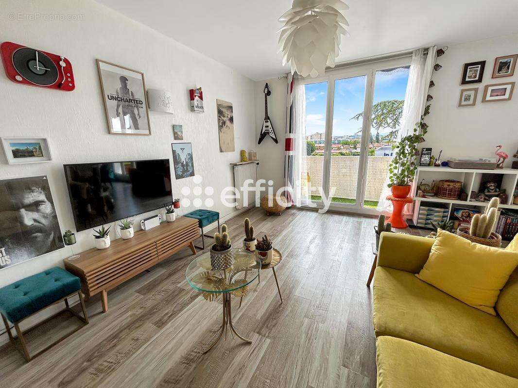 Appartement à VILLEURBANNE