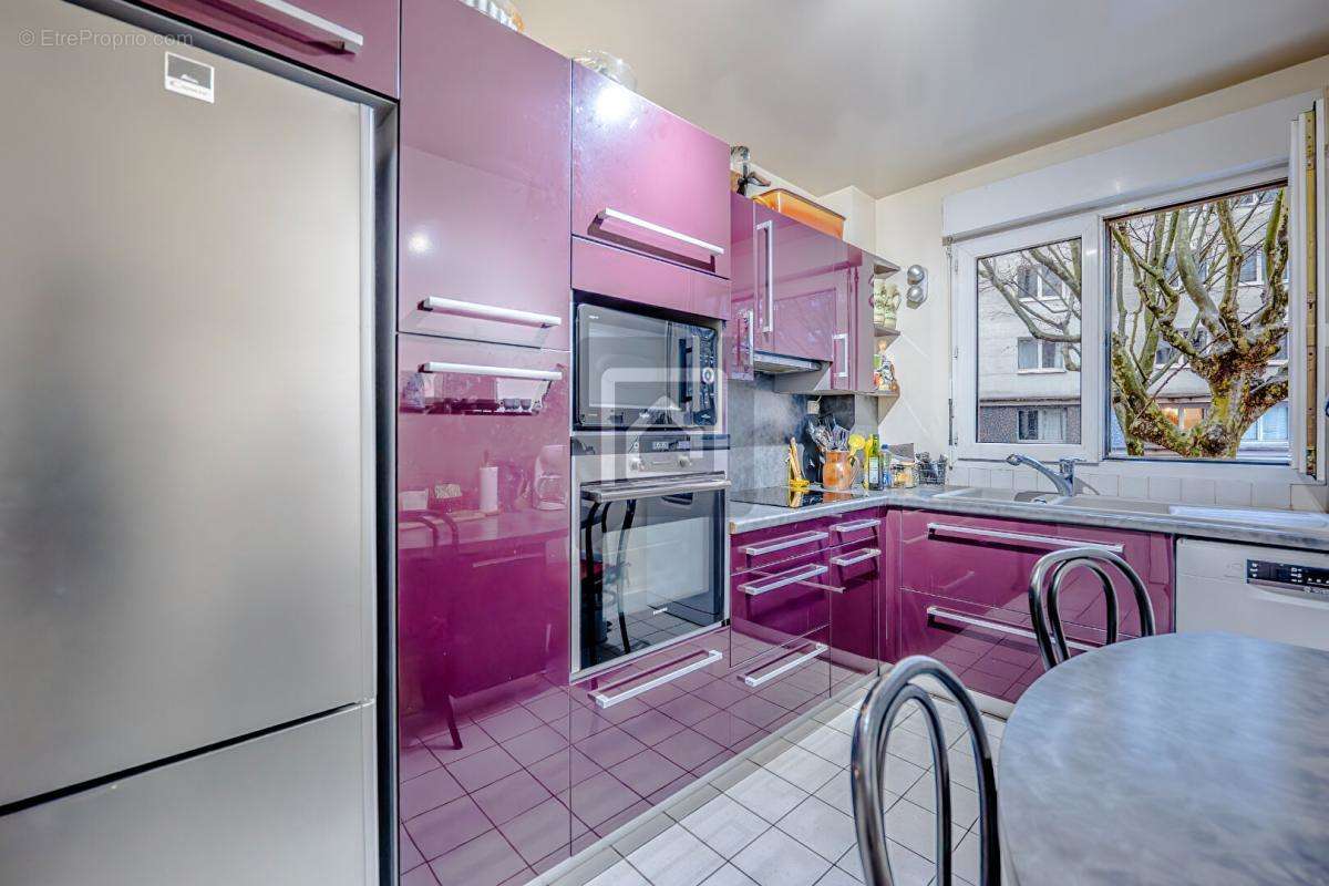 Appartement à ISSY-LES-MOULINEAUX