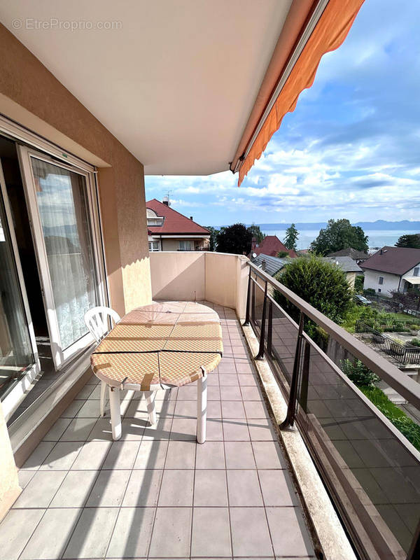 Appartement à EVIAN-LES-BAINS