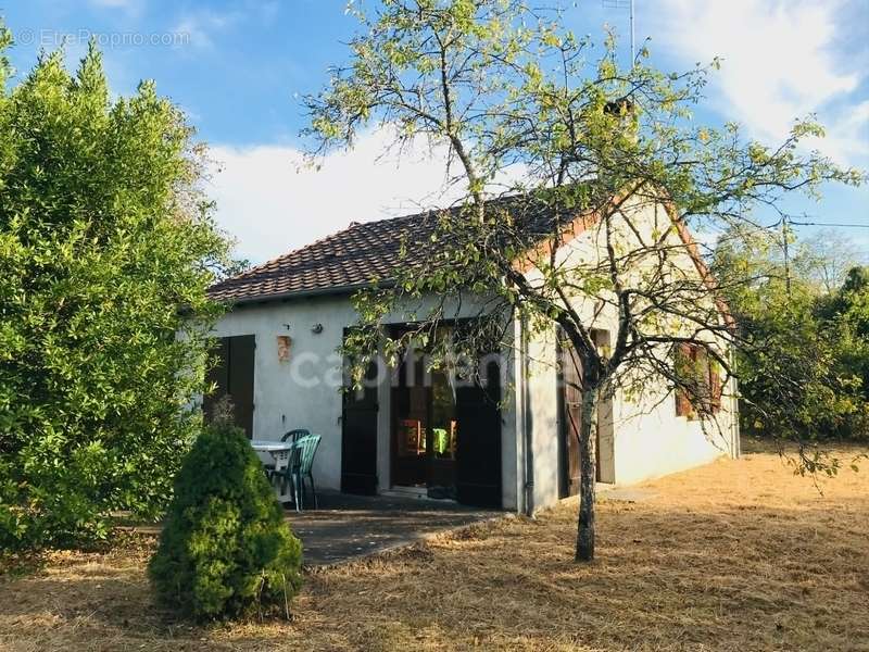 Maison à LA GUERCHE-SUR-L&#039;AUBOIS