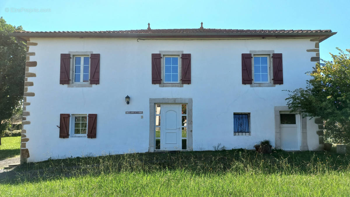 Maison à ARBOUET-SUSSAUTE