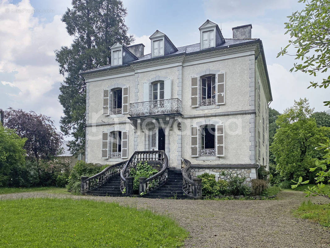 Maison à LOUVIE-JUZON