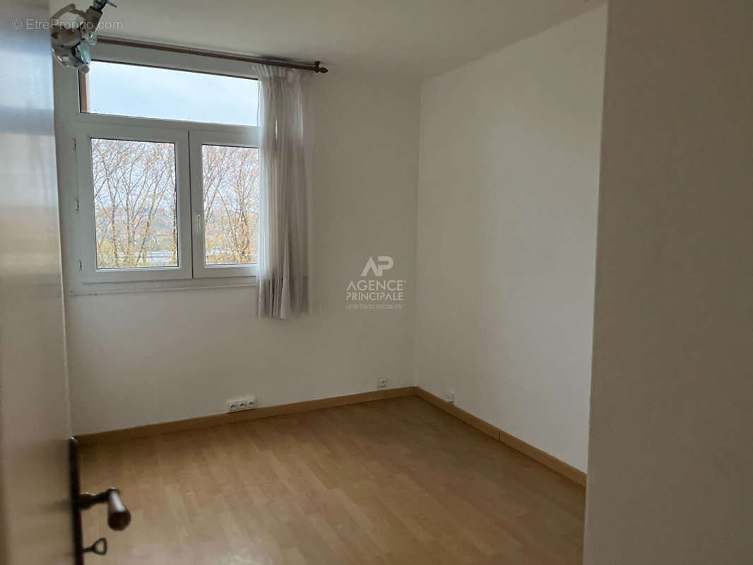 Appartement à MAISONS-LAFFITTE