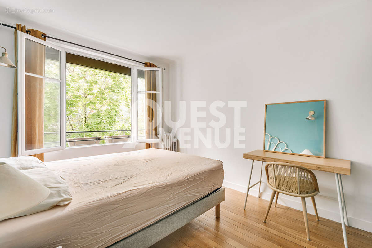 Appartement à ISSY-LES-MOULINEAUX