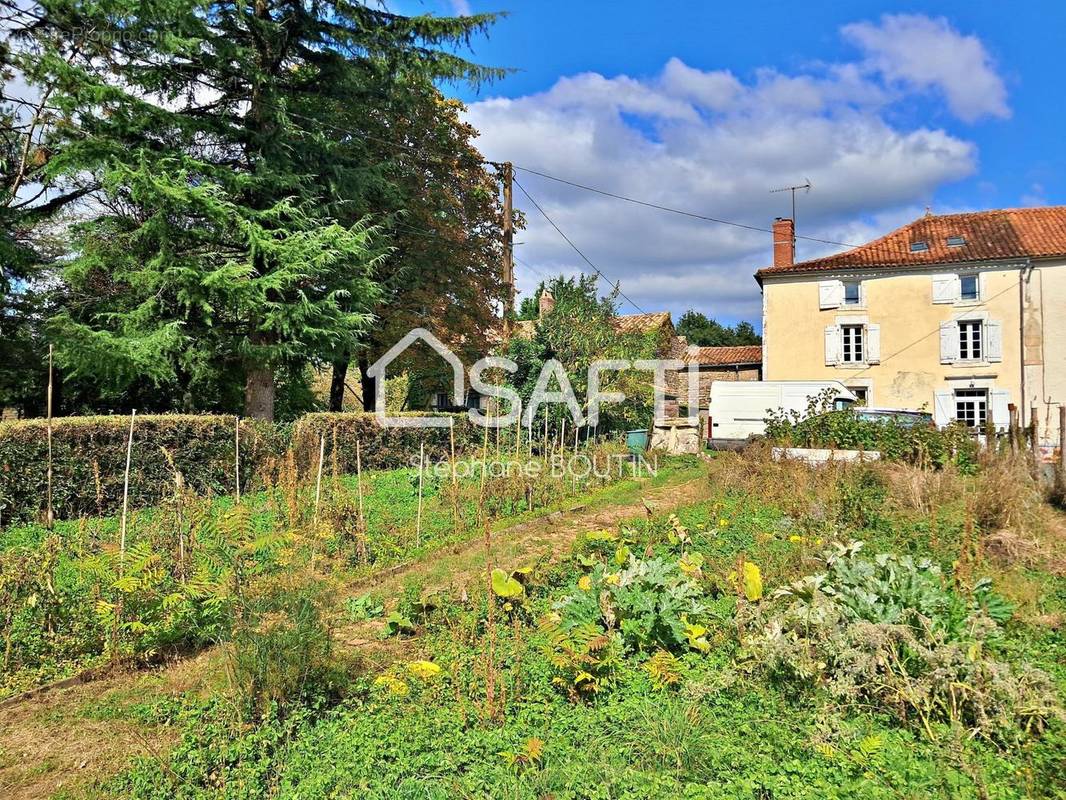 Photo 1 - Maison à LA CAILLERE-SAINT-HILAIRE