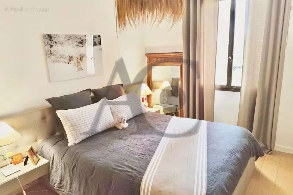 Appartement à VILLENEUVE-LOUBET