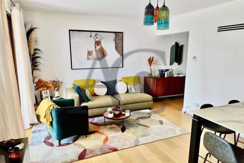 Appartement à VILLENEUVE-LOUBET