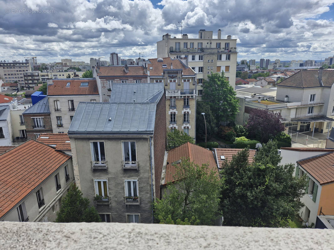 Appartement à LES LILAS