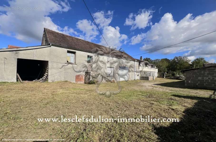 Maison à ECUELLES