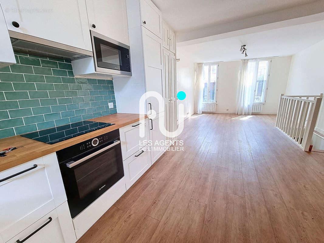 Appartement à ASNIERES-SUR-SEINE