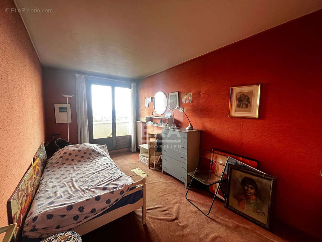 Appartement à PARIS-12E