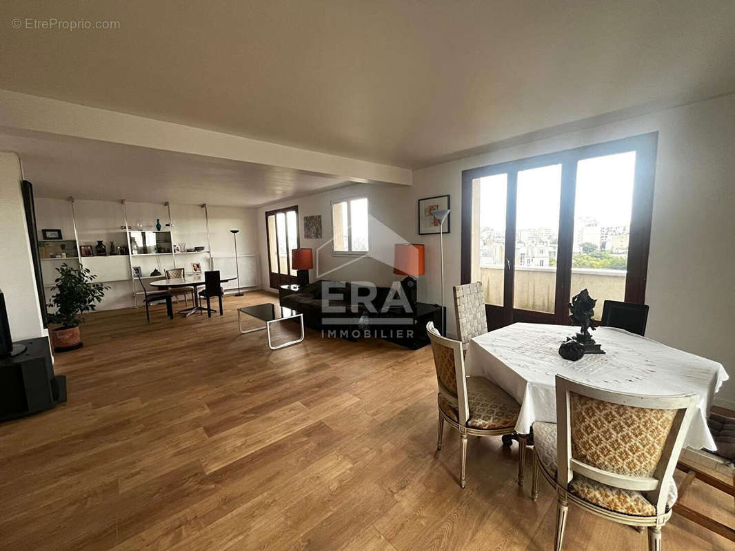 Appartement à PARIS-12E