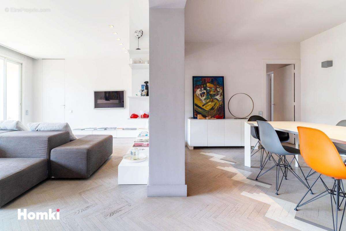 Appartement à MARSEILLE-8E