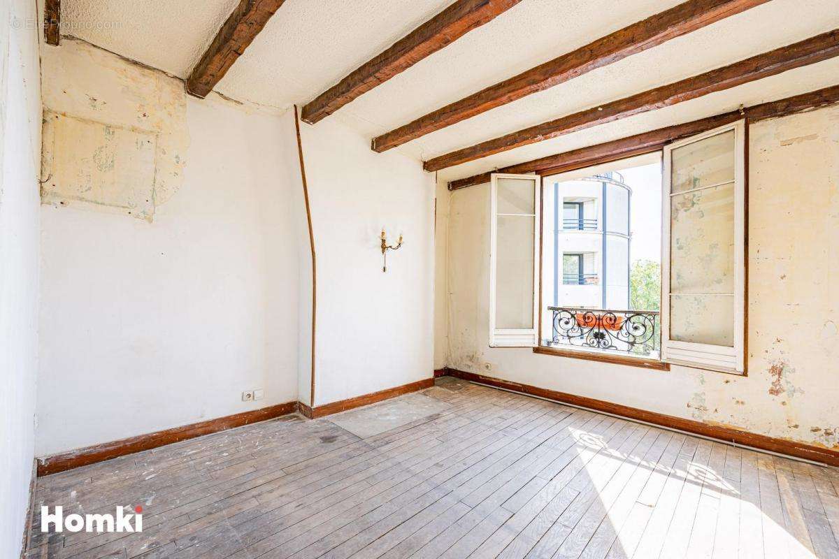 Appartement à PARIS-19E