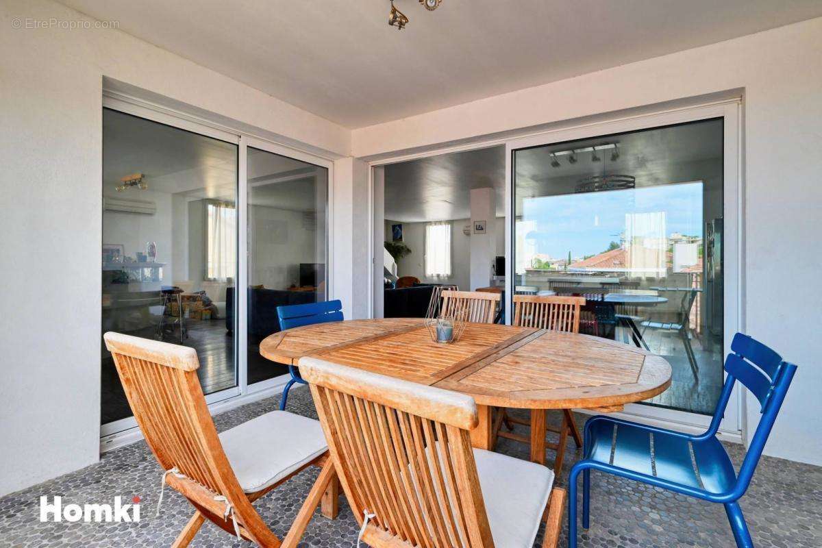 Appartement à MARSEILLE-11E