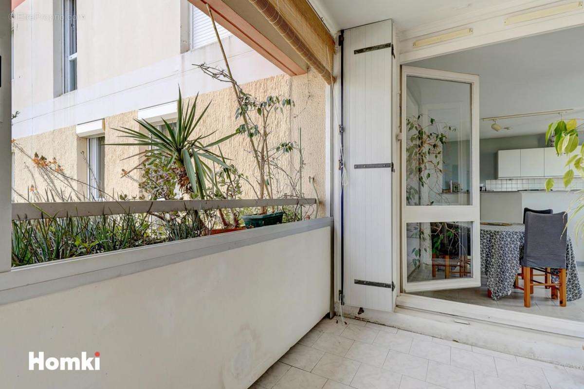 Appartement à MARSEILLE-8E