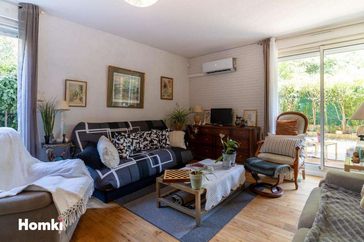 Appartement à MARSEILLE-9E