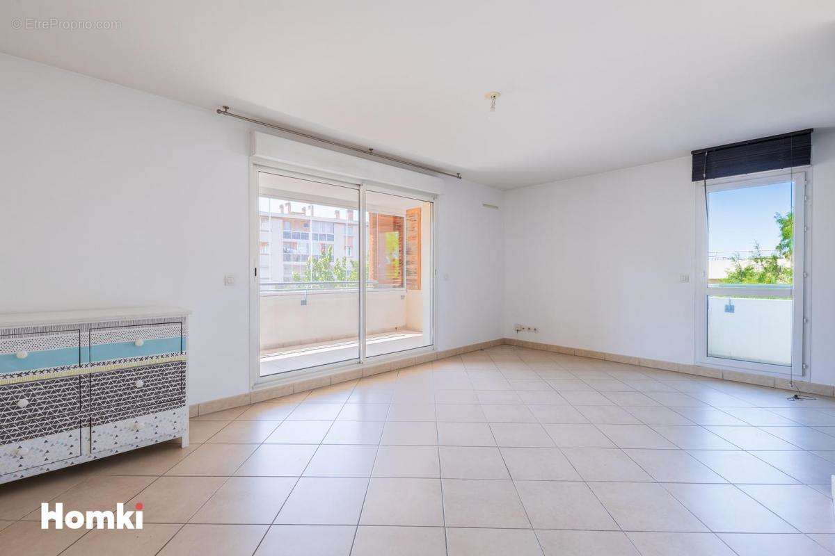 Appartement à MARSEILLE-8E