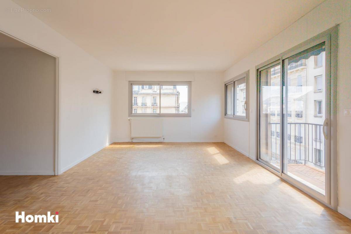 Appartement à MARSEILLE-8E