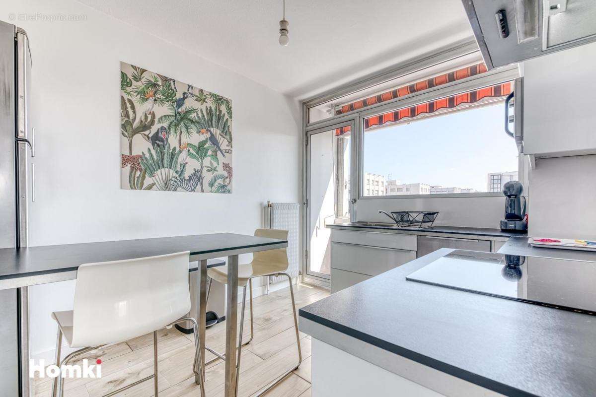 Appartement à LYON-6E