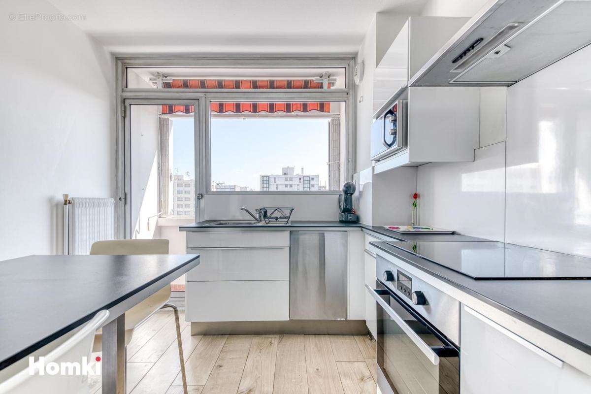 Appartement à LYON-6E