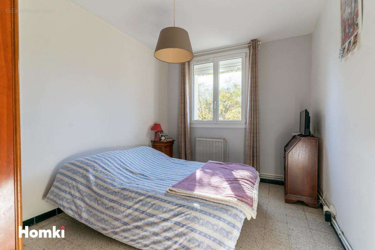 Appartement à MARSEILLE-9E