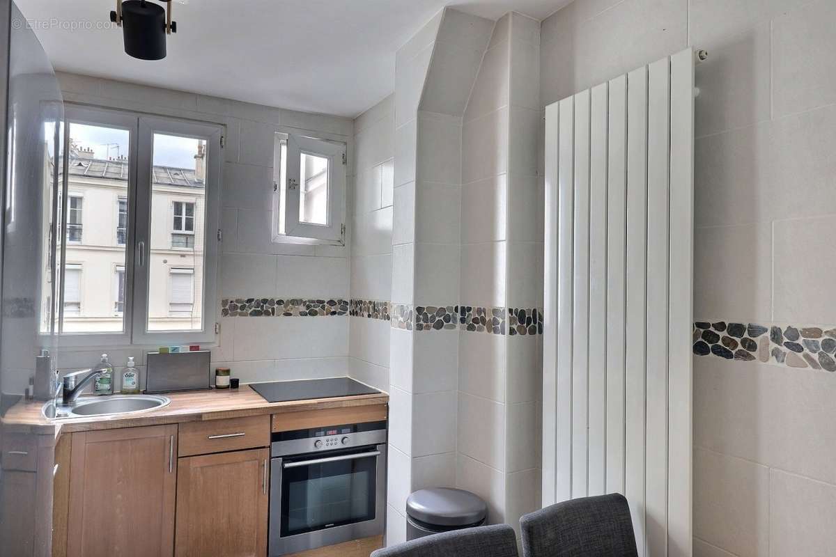 Appartement à NEUILLY-SUR-SEINE