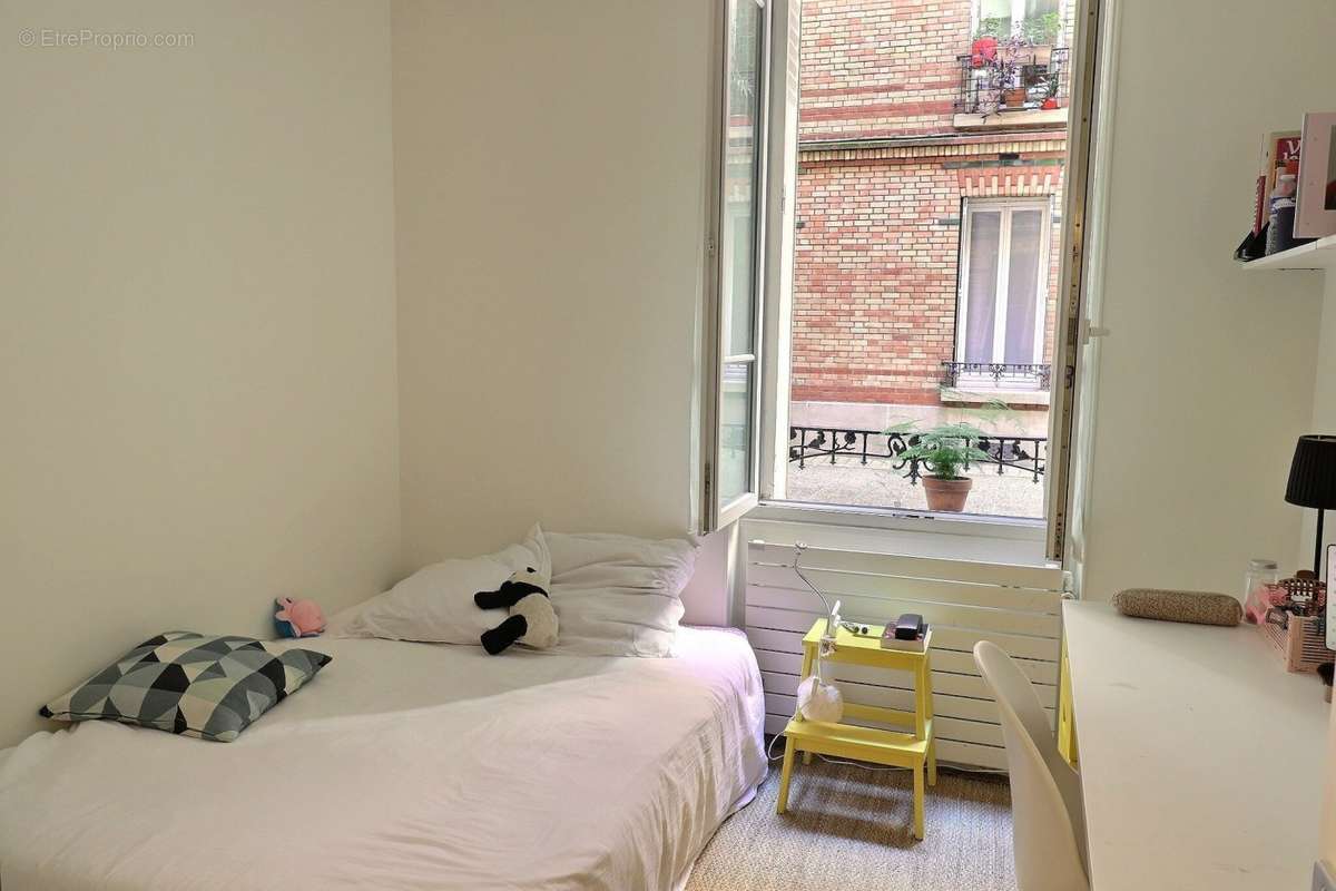 Appartement à LEVALLOIS-PERRET