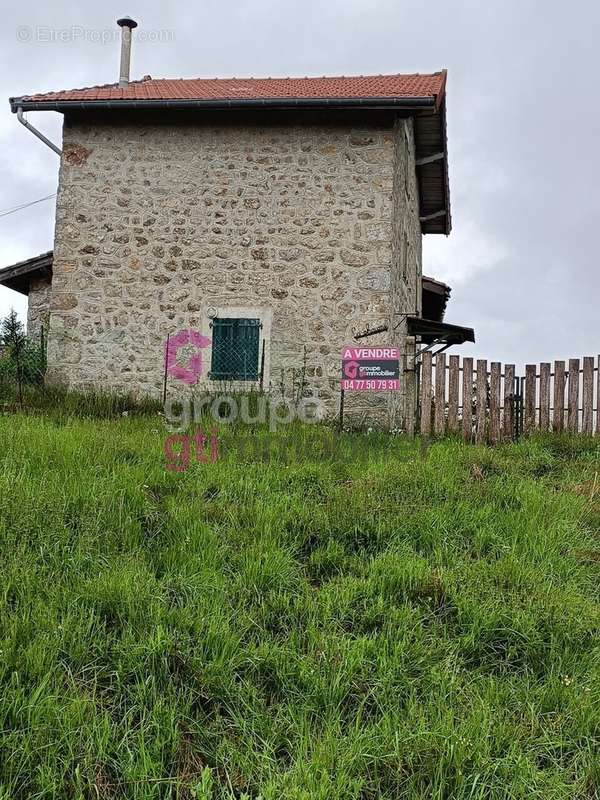 Maison à ESTIVAREILLES