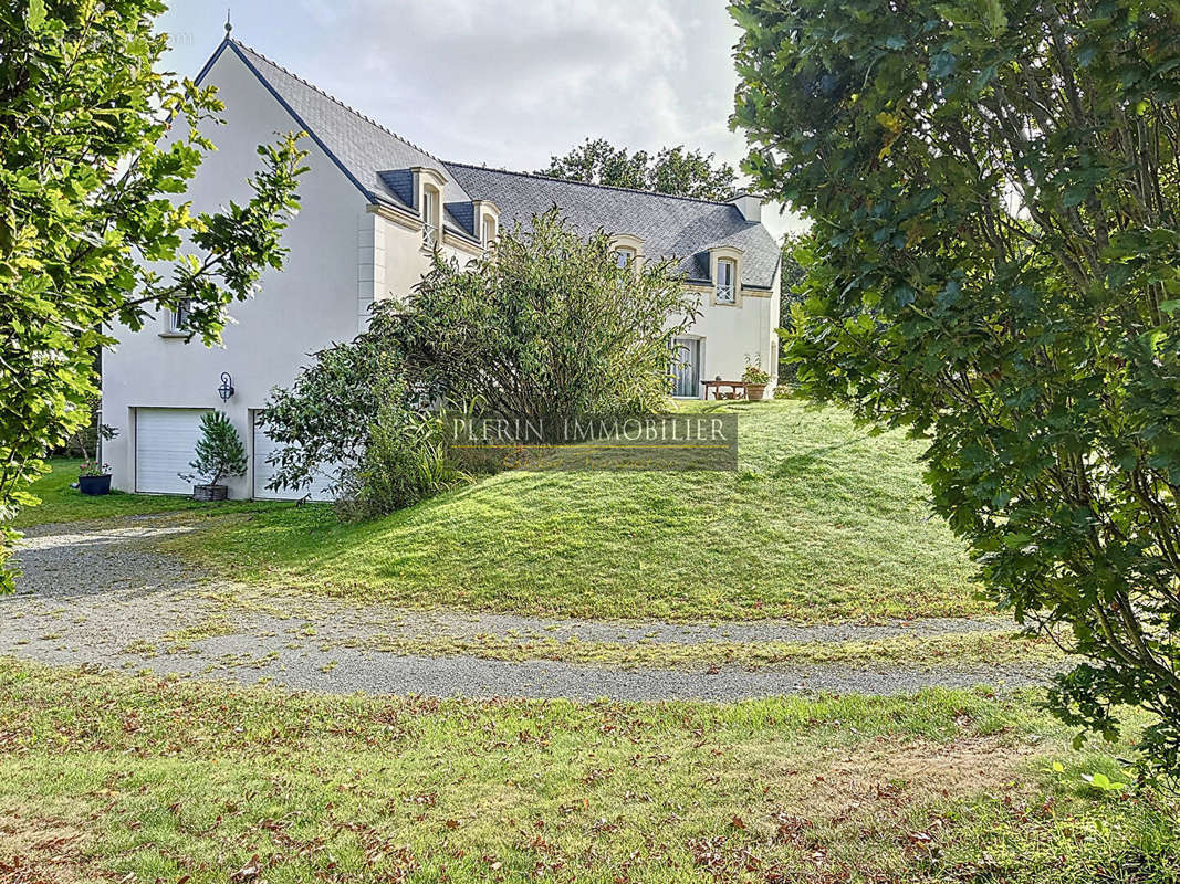 Maison à TREGUEUX