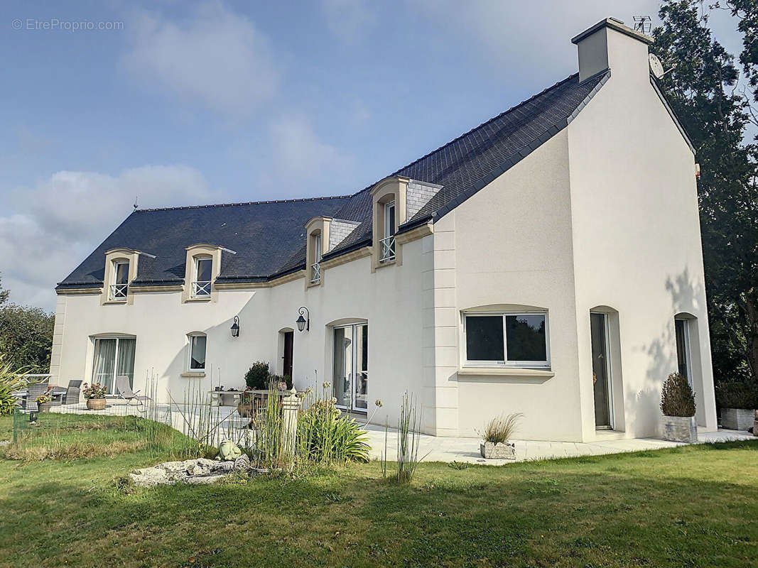 Maison à TREGUEUX