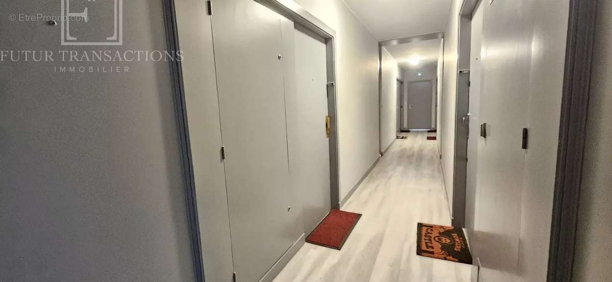 Appartement à COLOMBES