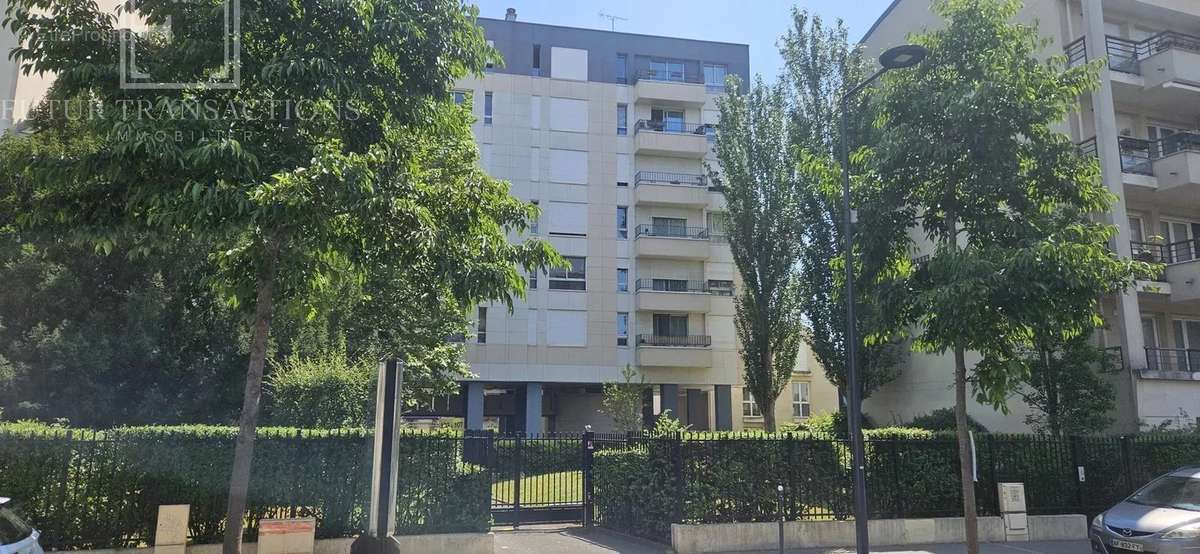 Appartement à COLOMBES