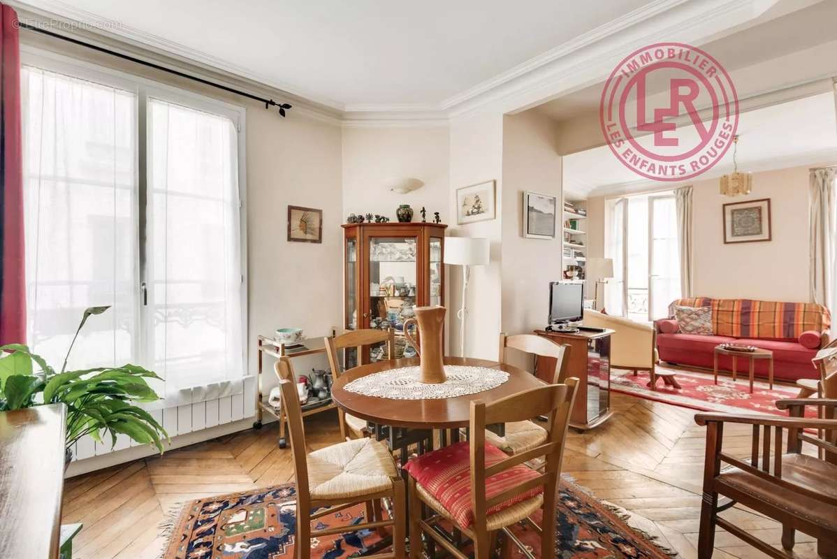 Appartement à PARIS-11E