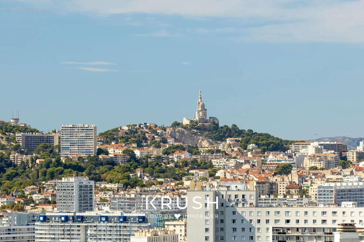 Appartement à MARSEILLE-9E