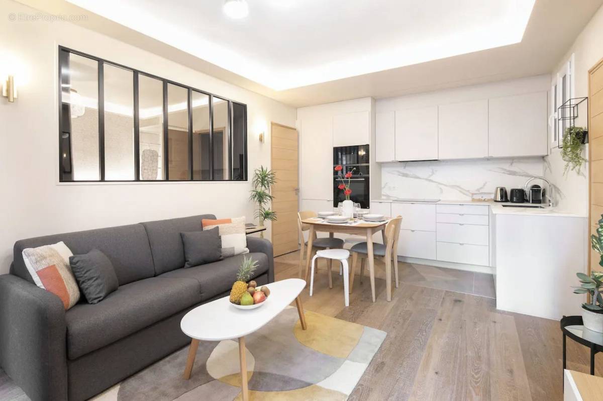 Appartement à PARIS-3E