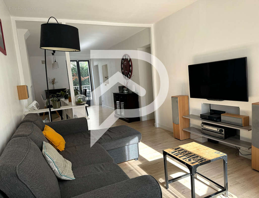 Appartement à NOGENT-SUR-MARNE